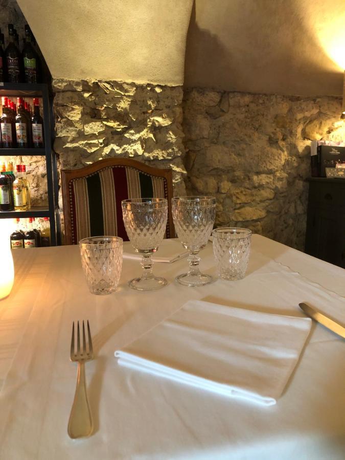 Le Tresor Des Templiers Hotel Malataverne Kültér fotó